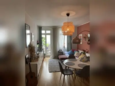 Kastanienallee WHG mit Balkon gegen 3-Zimmer
