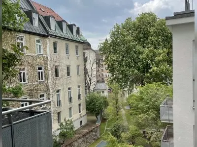 Ruhige 3 Zimmerwohnung gegen 4-5 Zimmer im Lehel?