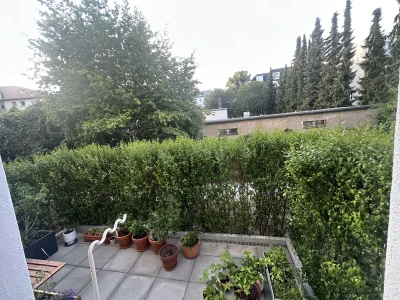 Steglitz-Zehlendorf: Schöne 2-Zimmer-Wohnung mit Terasse