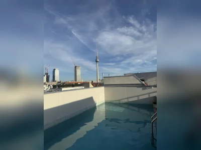 Mitte: Studio wohnung mit rooftop und pool