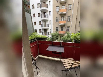 Single-Altbauwohnung im ruhigen Seitenflügel, Pberg – 42 m²
