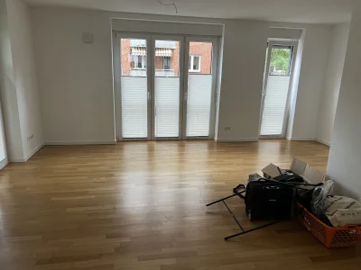Schöne moderne 3,5 Zi Terrassenwohnung in Hamburg gg. Haus