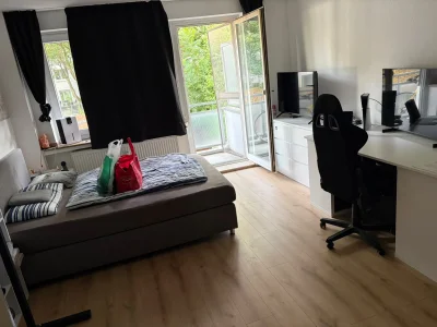 Köln, Lindenthal: Gemütliche kleine Wohnung