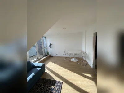 Köln, Raderberg: 2-Zimmer-Wohnung, 45 m²