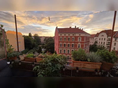 Prenzlauer Berg: Gemütliche 2-Zimmer-Wohnung Altbau mit Balk