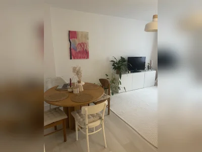Hamburg St. Georg: Wohnung mit 2 Zimmern an der Alster