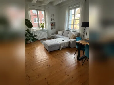 Düsseldorf, Stadtbezirk 3: schöne 2-Zimmer-Altbau Wohnung