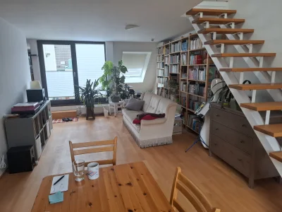 Nippes: Geräumige, helle Wohnung mit 3,5 Zimmern