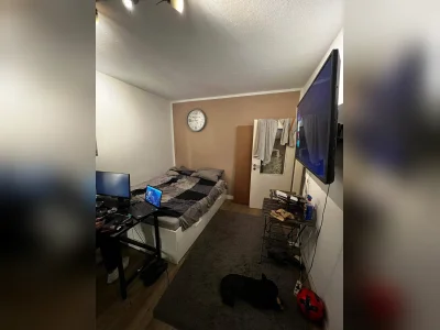 Tausche Köln-Lindenthal Wohnung für 2-Zimmer-Option