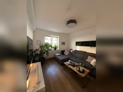 Köln, Rodenkirchen: 2-Zimmer-Wohnung, 52 m²