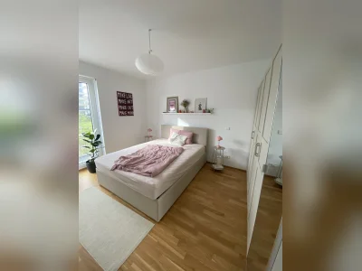 Tausche Charmante Wohnung mit Balkon neben Park und Aldi