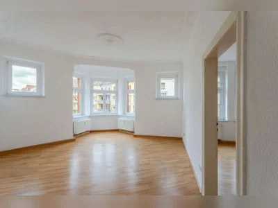 Leipzig, Nord: 3-Zimmer 75 qm, Erker, 449 € kalt