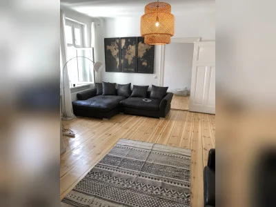 Wunderschöne stilvolle helle sanierte 2-Zimmer Altbauwohnung