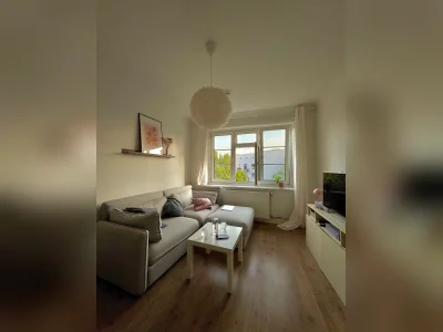 Hamburg-Nord: Gemütliche 2-Zimmer-Wohnung
