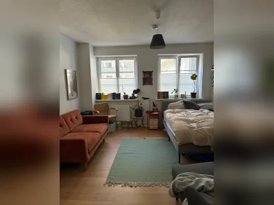 Hamburg-Nord: 1,5-Zimmer-Wohnung, 33 m², 580 Warm €