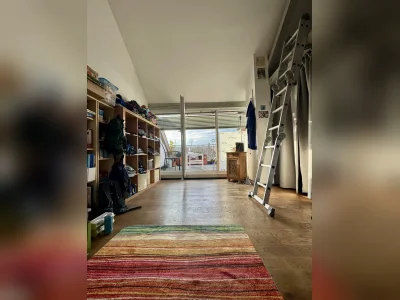 25qmDachgeschoss Zimmer mit eigener Balkon.