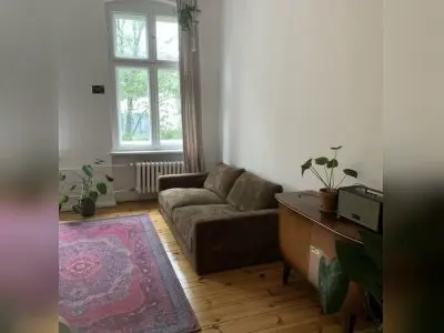 1,5-Zimmer Altbau Wohnung am Rathaus Neukölln