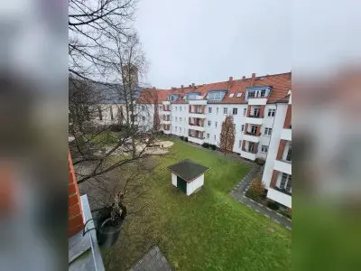 Modernisierte Altbauwohnung am botanischen Garten