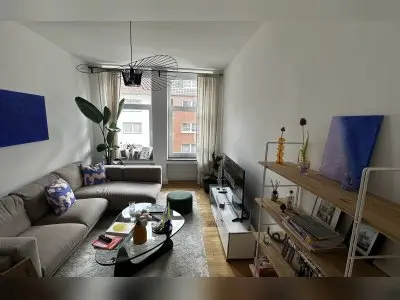 4 Zi. Altbauwohnung in Südstadt gegen 4 Zimmer mit Balkon