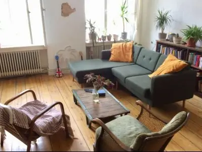 1,5 Zimmer-Wohnung Kreuzberg, suche ab 2 Zimmern