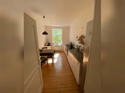 Schöne 3Zi Altbauwhg. gg. 3-4Zi Whg m. Balkon