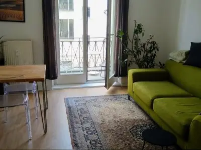 2 Zimmer Wohnung in fhain gegen größere (landeseigene)