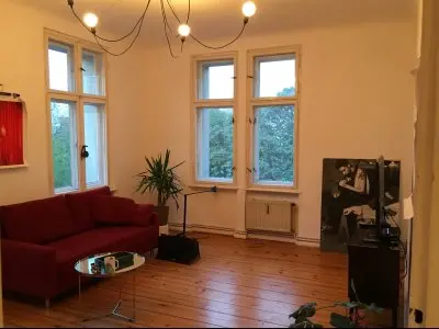 Hell, groß, beste Lage: 3.5 Zimmer an der Weserstrasse