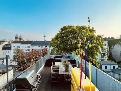 Große Altbauwohnung mit 3 Etagen&Dachterrasse im Belgischen