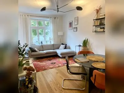 2 Zimmer in Winterhude Altbau mit Balkon zum Tausch