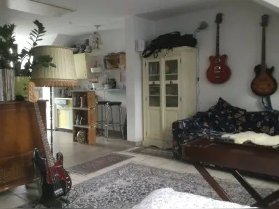 1 Zimmer App. mit Balkon, Bad m. Fenster gg. Größer